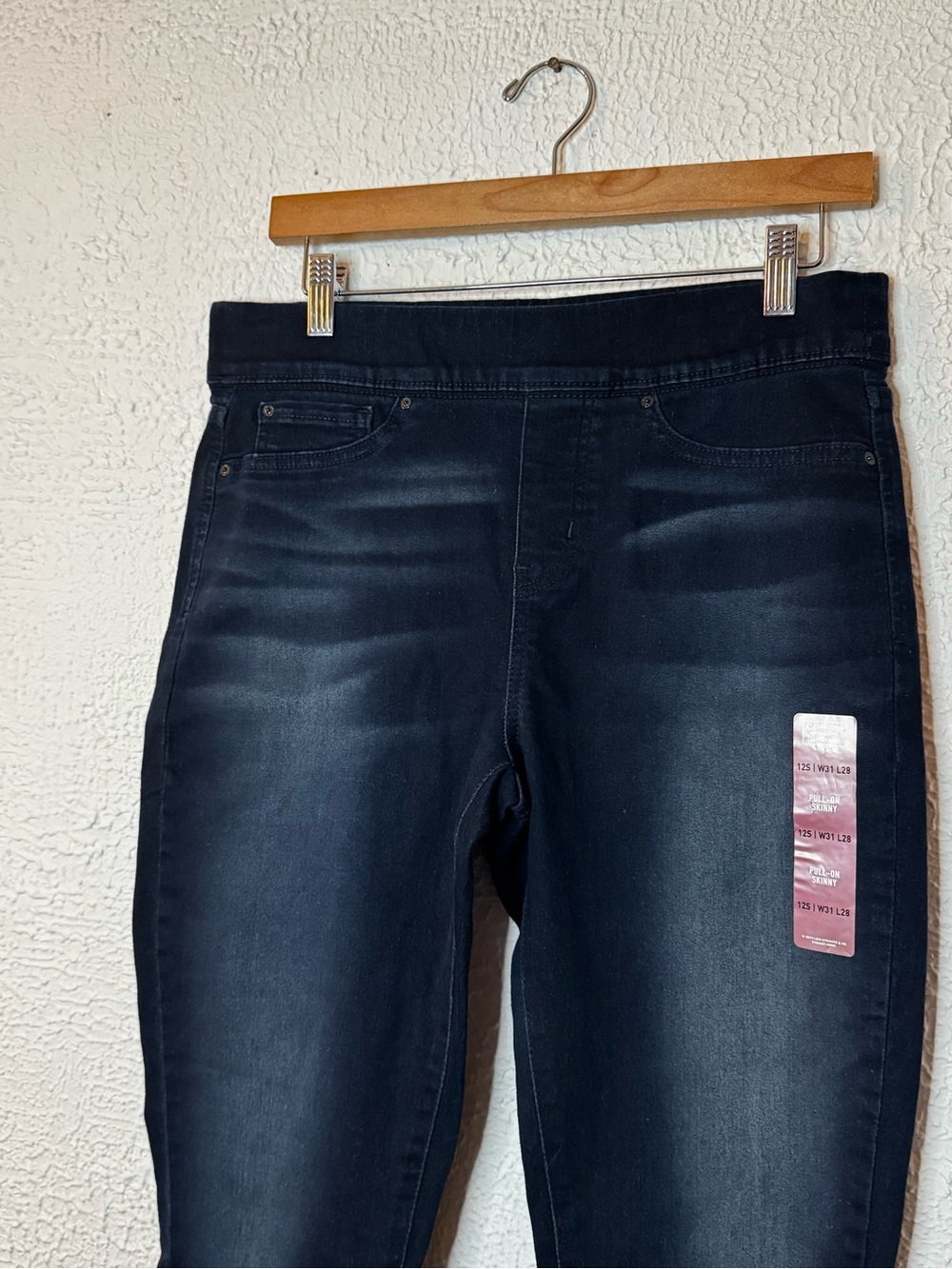 Dark Wash Pull-On Totally Shaping Skinny Jeggings - Picture 3 of 7